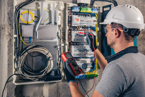 Best Circuit Breaker Repair  in Oakwood Hls, IL