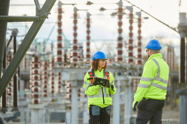 Best Emergency Electrical Repair  in Oakwood Hls, IL